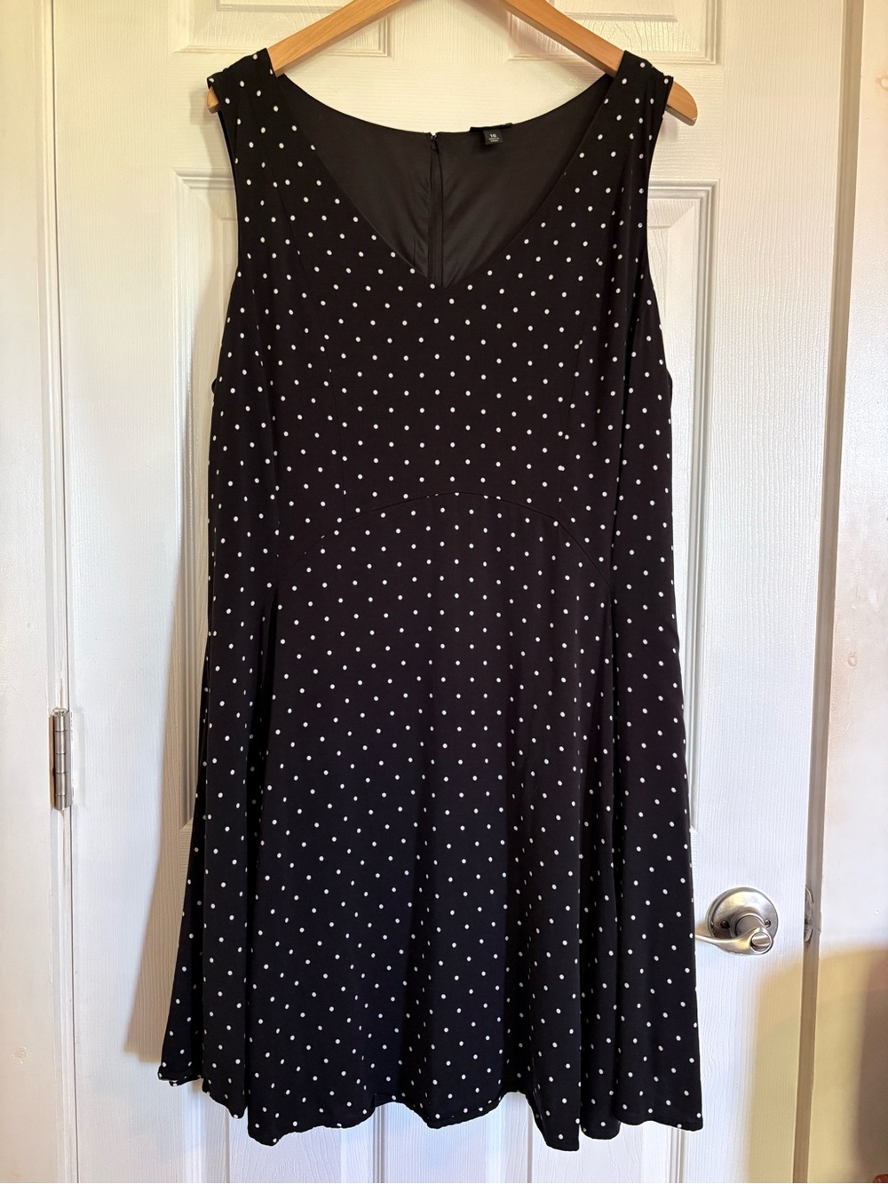torrid Black Polka Dot Sleeveless V-Neck Midi Dress